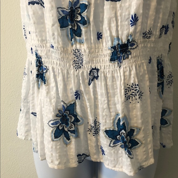 Loft Top - Picture 3 of 5